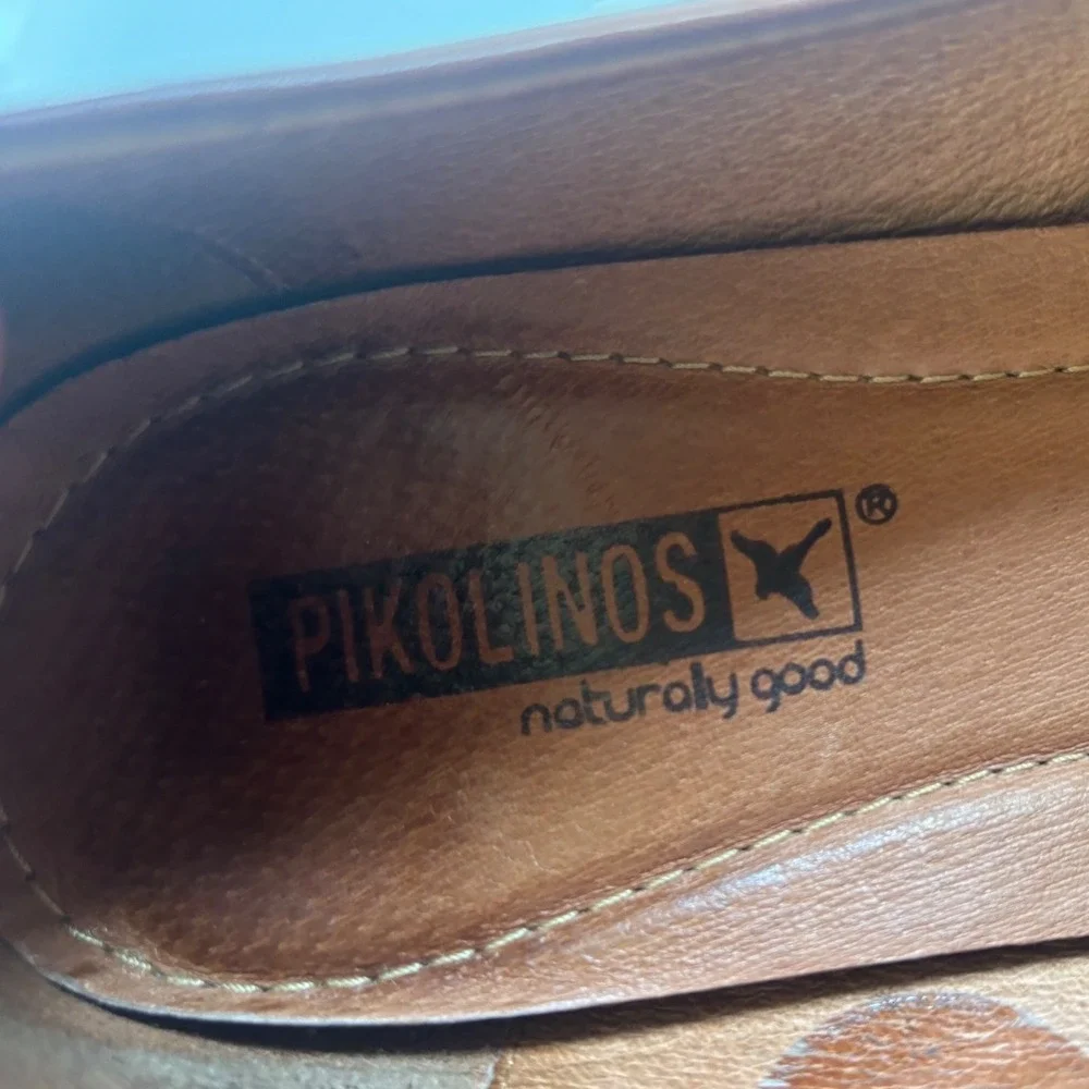 Pikolinos Pumps Womens 8.5 Brown Leather Embroidered Floral Block Heel Round Toe